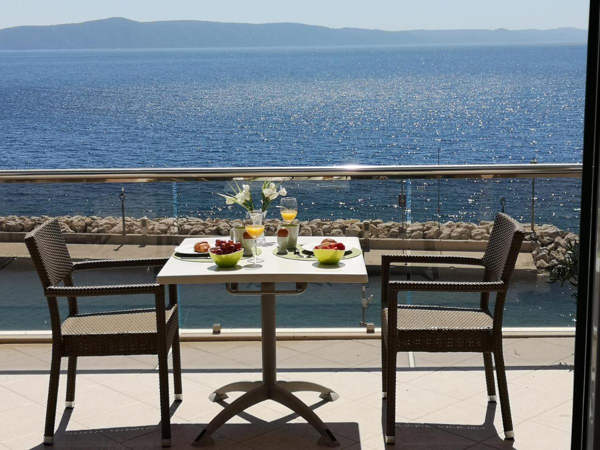 Apartmani California Podgora Esterno foto