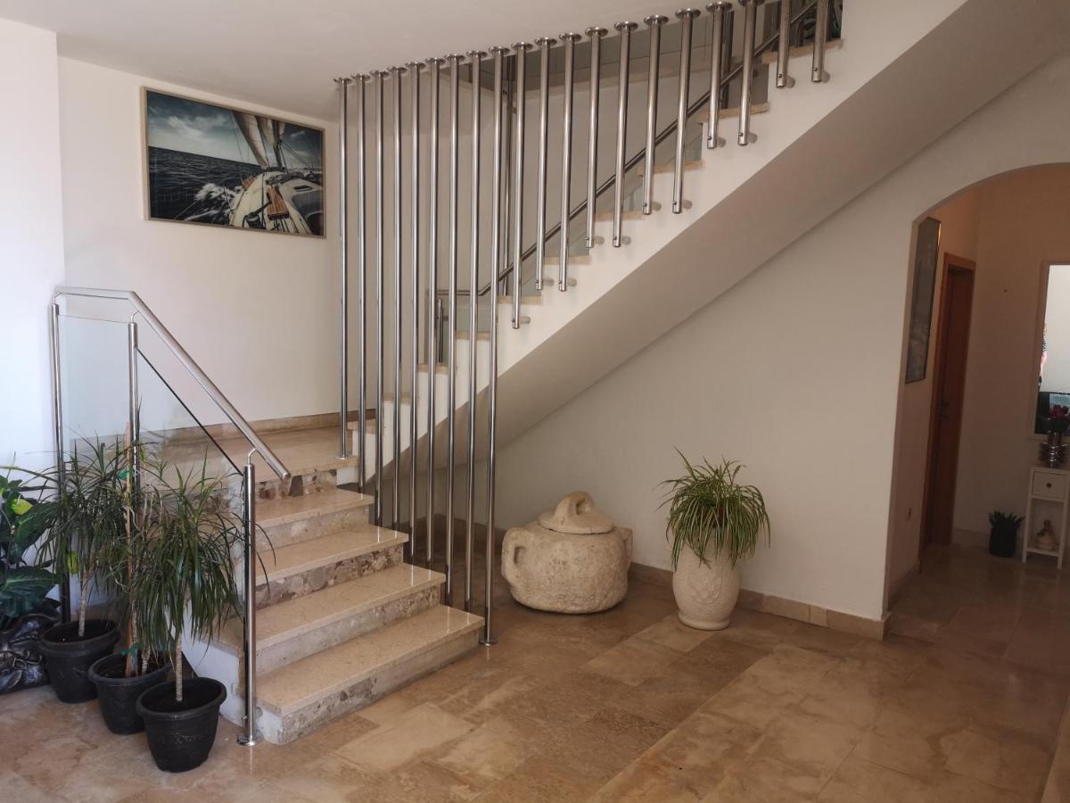 Apartmani California Podgora Esterno foto