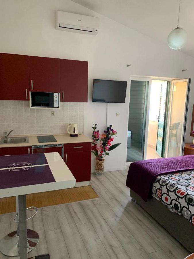 Apartmani California Podgora Esterno foto